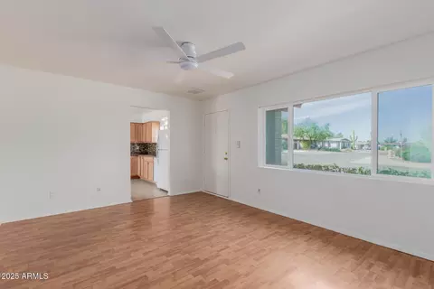 Living - 2145 E Betty Elyse Ln, Phoenix, AZ 85022 photo 3 of 3