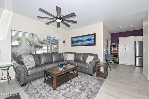 Living - 4026 E Melinda Ln, Phoenix, AZ 85050 photo 2 of 2