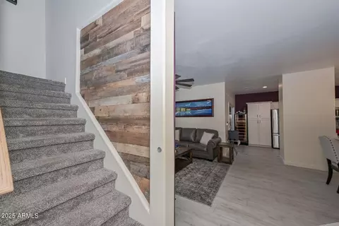 Entry Way - 4026 E Melinda Ln, Phoenix, AZ 85050 photo 2 of 2