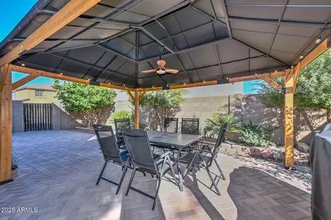 Exterior - 4026 E Melinda Ln, Phoenix, AZ 85050 photo 6 of 8