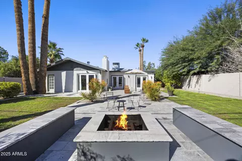 2237 E Osborn Rd, Phoenix, AZ 85016