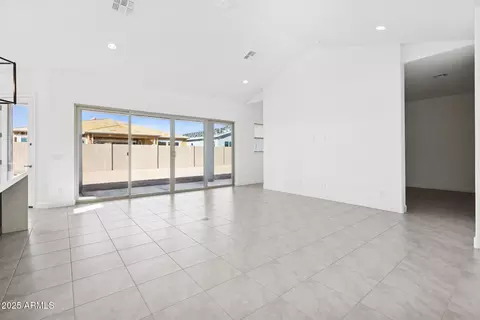 1110 W J Waltz Way, Apache Junction, AZ 85120 photo 3