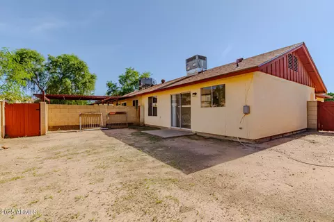 Exterior - 1328 E Palmdale Dr, Tempe, AZ 85282 photo 2 of 4