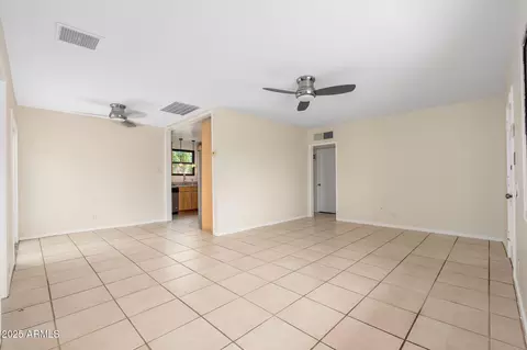 Living - 4305 N 9th Ave, Phoenix, AZ 85013 photo 1 of 1