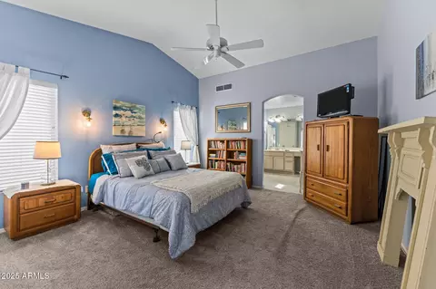 Bedroom - 3023 E Hononegh Dr, Phoenix, AZ 85050 photo 1 of 4