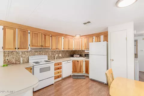 53 N Mountain Rd #19, Apache Junction, AZ 85120 photo 7