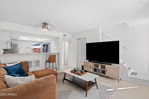 Living - 2802 E Beck Ln #2, Phoenix, AZ 85032 photo 1 of 3