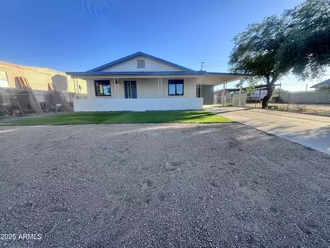 1113 E 3rd St, Casa Grande, AZ 85122