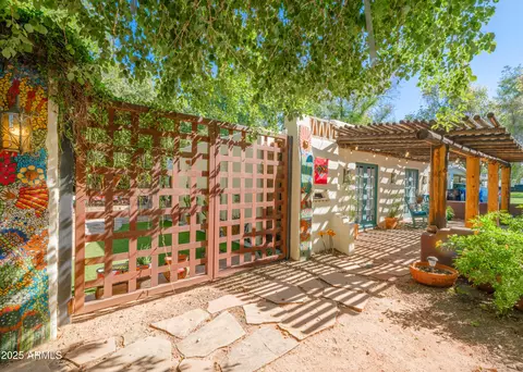 Exterior - 3121 N 27th St, Phoenix, AZ 85016 photo 4 of 20