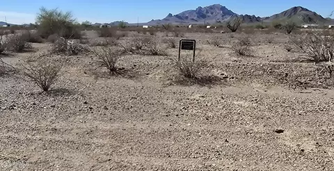 439 N X2 N Montecito Ave #108, Tonopah, AZ 85354