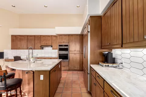 Kitchen - 31 W Beryl Ave, Phoenix, AZ 85021 photo 1 of 5