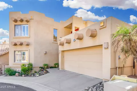 Exterior - 31 W Beryl Ave, Phoenix, AZ 85021 photo 4 of 13