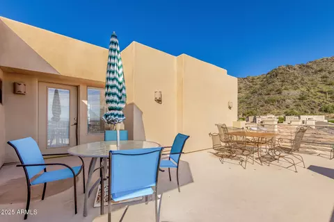 Exterior - 31 W Beryl Ave, Phoenix, AZ 85021 photo 5 of 13