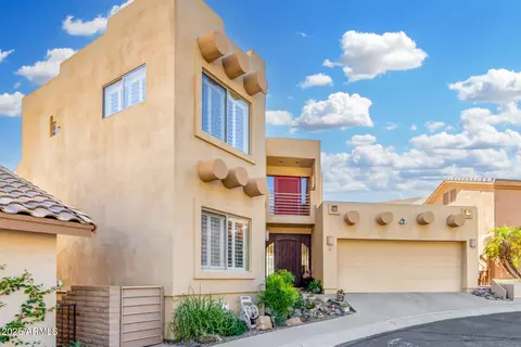 Exterior - 31 W Beryl Ave, Phoenix, AZ 85021 photo 2 of 13