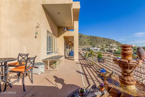 Exterior - 31 W Beryl Ave, Phoenix, AZ 85021 photo 8 of 13
