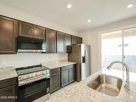 2716 E Boulder Ave, Apache Junction, AZ 85119 photo 9