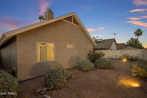 Exterior - 4039 E Alta Mesa Ave, Phoenix, AZ 85044 photo 2 of 6
