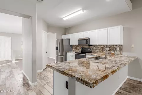 Kitchen - 11232 E Dover St, Mesa, AZ 85207 photo 2 of 3