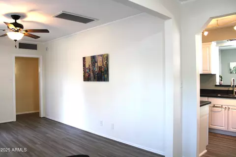 930 W Mackenzie Dr, Phoenix, AZ 85013 photo 10
