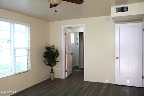 930 W Mackenzie Dr, Phoenix, AZ 85013 photo 27