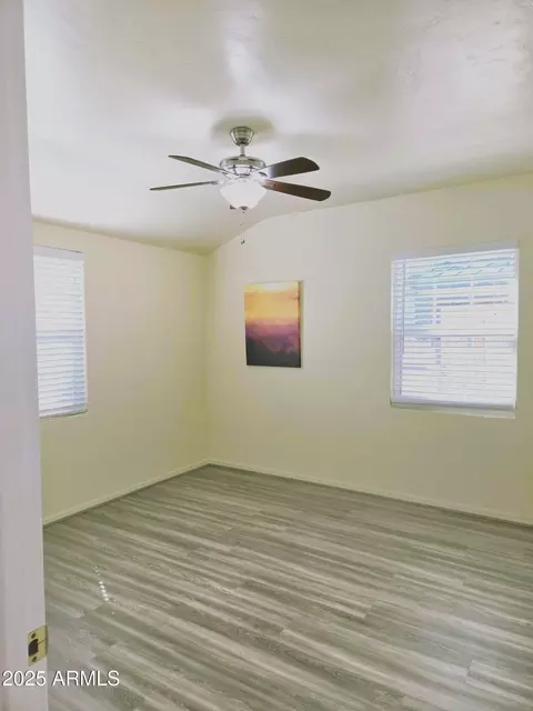 930 W Mackenzie Dr, Phoenix, AZ 85013 photo 16