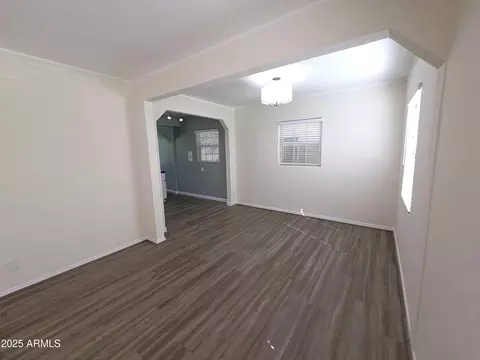 930 W Mackenzie Dr, Phoenix, AZ 85013 photo 14