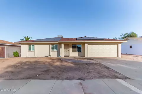 549 S 34th Pl, Mesa, AZ 85204