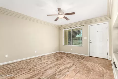 549 S 34th Pl, Mesa, AZ 85204 photo 4