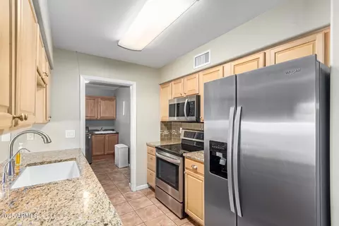 549 S 34th Pl, Mesa, AZ 85204 photo 9