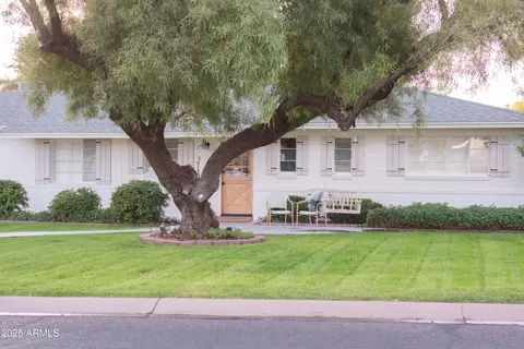 3710 N 48th Pl, Phoenix, AZ 85018