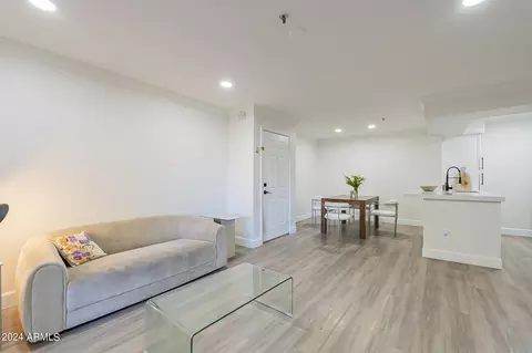 Living - 2025 E Campbell Ave #265, Phoenix, AZ 85016 photo 2 of 2