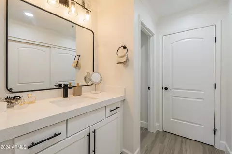 Bath - 2025 E Campbell Ave #265, Phoenix, AZ 85016 photo 1 of 4
