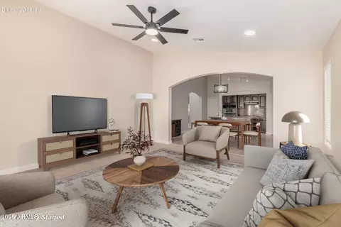 21978 N Dietz Dr, Maricopa, AZ 85138