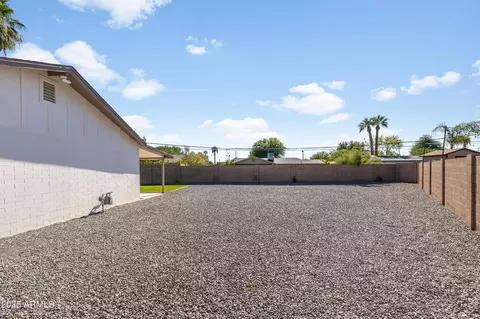 Exterior - 7801 N 4th Pl, Phoenix, AZ 85020 photo 3 of 7