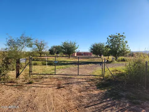 4901 W Churella Trl, Mcneal, AZ 85617