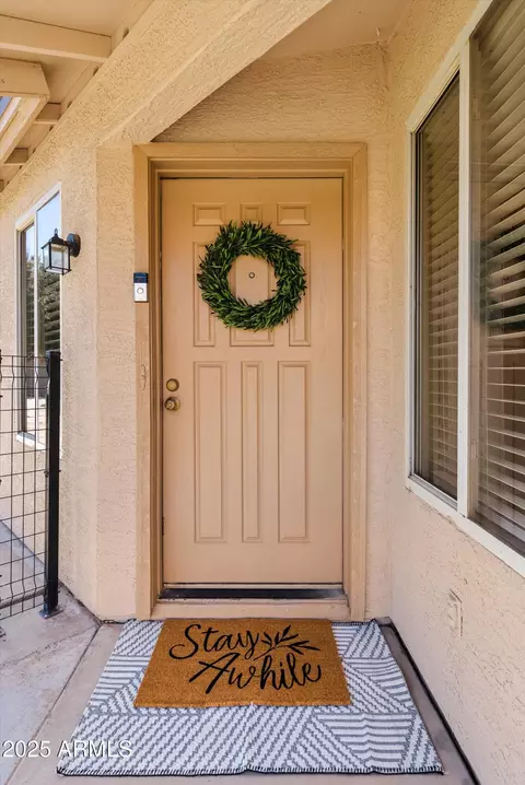 Exterior - 545 S Ash St, Gilbert, AZ 85233 photo 2 of 9