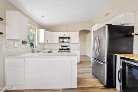 Kitchen - 545 S Ash St, Gilbert, AZ 85233 photo 2 of 4
