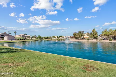 View/Area - 545 S Ash St, Gilbert, AZ 85233 photo 1 of 3