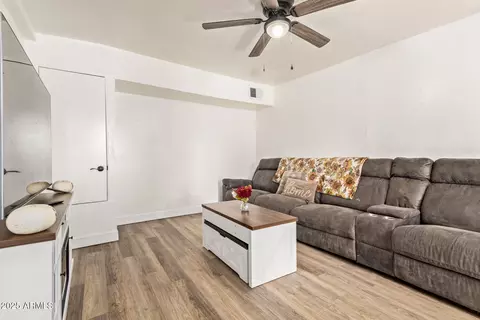 Other - 4624 S 9th St, Phoenix, AZ 85040 photo 10 of 14