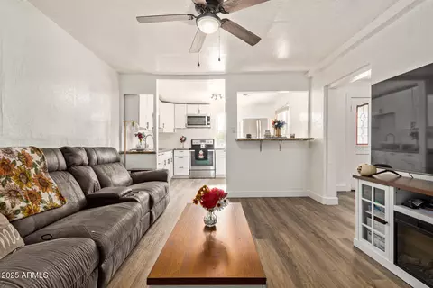 Other - 4624 S 9th St, Phoenix, AZ 85040 photo 11 of 14