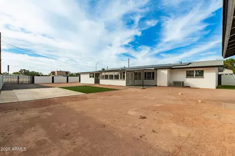 Exterior - 7601 E Albany St, Mesa, AZ 85207 photo 2 of 3