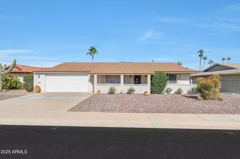 10921 W El Capitan Cir, Sun City, AZ 85351