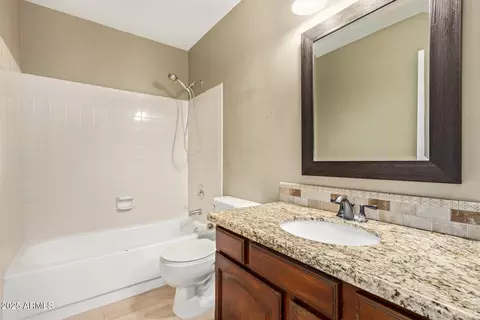 Bath - 14044 S 39th St, Phoenix, AZ 85044 photo 1 of 1