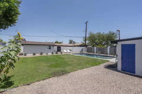 Exterior - 1808 E Pinchot Ave, Phoenix, AZ 85016 photo 4 of 7