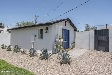Exterior - 1808 E Pinchot Ave, Phoenix, AZ 85016 photo 2 of 7