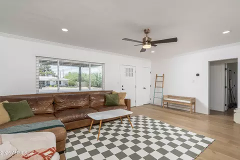 Living - 1808 E Pinchot Ave, Phoenix, AZ 85016 photo 1 of 1