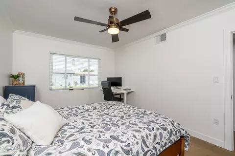 Bedroom - 1808 E Pinchot Ave, Phoenix, AZ 85016 photo 5 of 8
