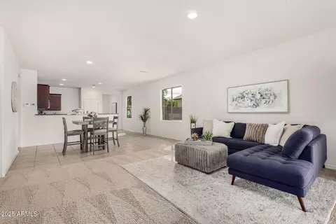 25424 W Carson Dr, Buckeye, AZ 85326