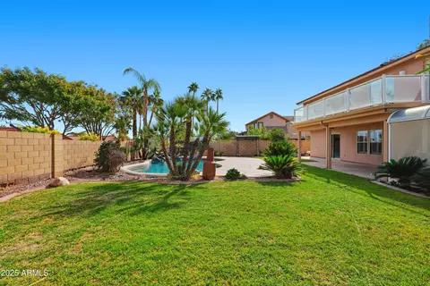 Exterior - 4702 E Carmen St, Phoenix, AZ 85044 photo 6 of 7