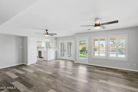 Living - 4702 E Carmen St, Phoenix, AZ 85044 photo 7 of 12